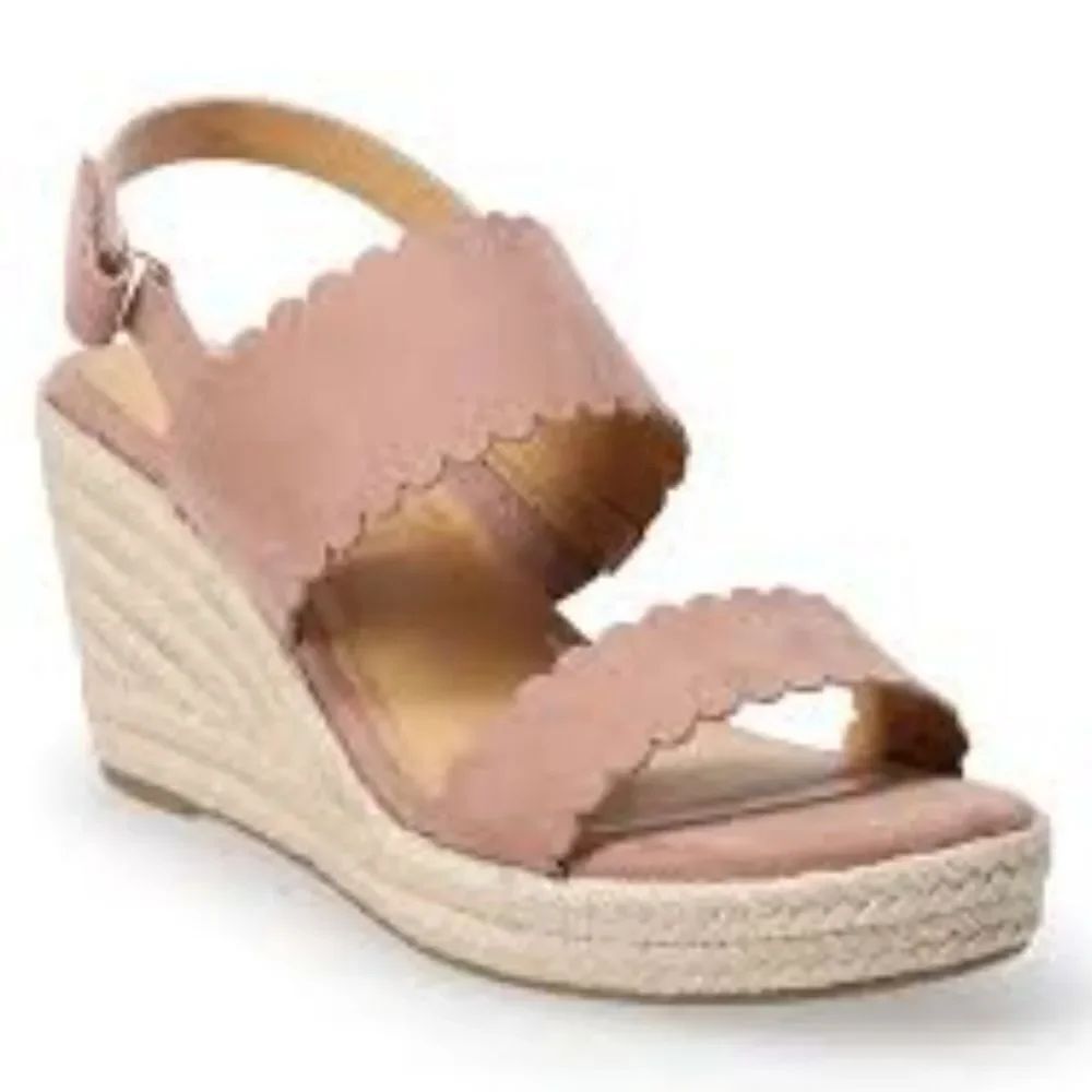 BRAND NEW LC LAUREN CONRAD CACTUS FLOWER WOMEN'S WEDGE SANDALS